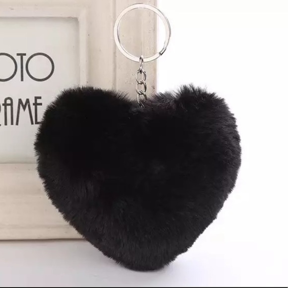 Accessories - 🔴 5/$20 Black heart Pom Pom Purse Charm Keychain
